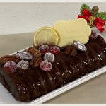 ガナッシュ入りの濃厚なチョコケーキです チョコレートクリスマスケーキ